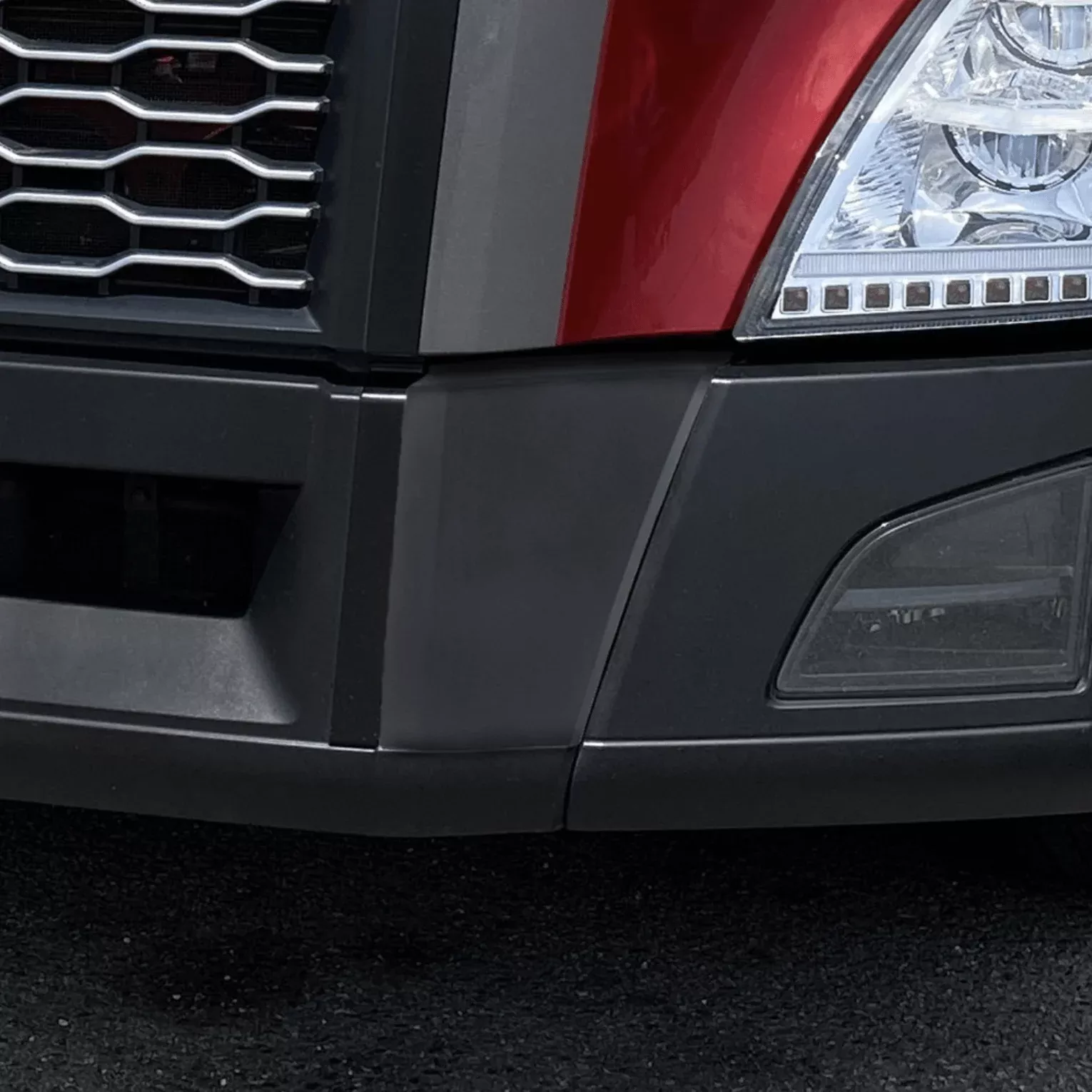 Volvo VNL 2018-2024 – ABS Tow Hook Cover